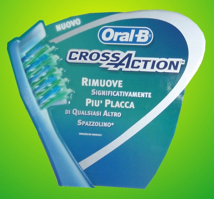 Miscellanea Oral-B Cross Action